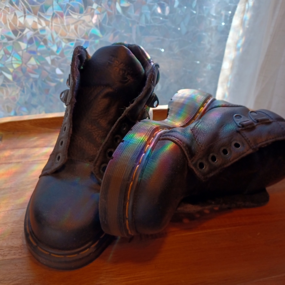 Vintage Made in England Dr. Martens 9357